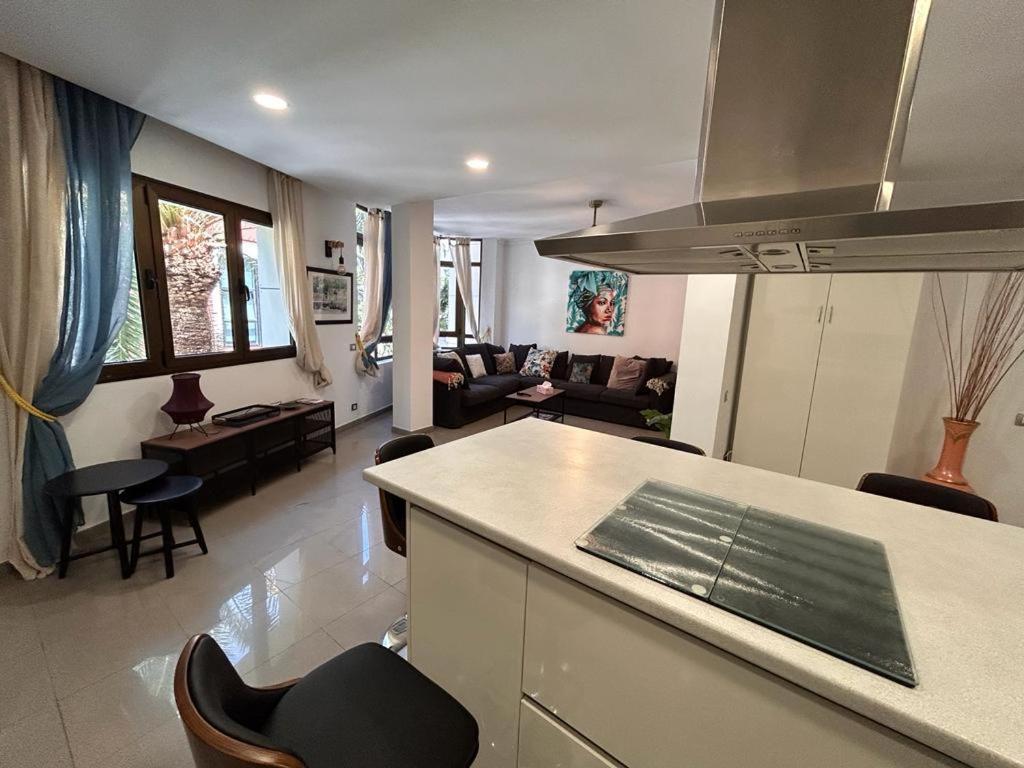 Hjs Guest House - The Majestic Loft Las Palmas de Gran Canaria Ngoại thất bức ảnh
