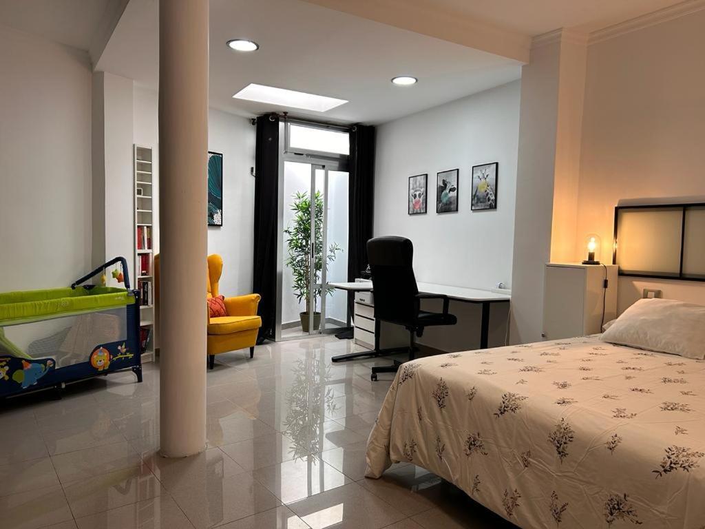 Hjs Guest House - The Majestic Loft Las Palmas de Gran Canaria Ngoại thất bức ảnh